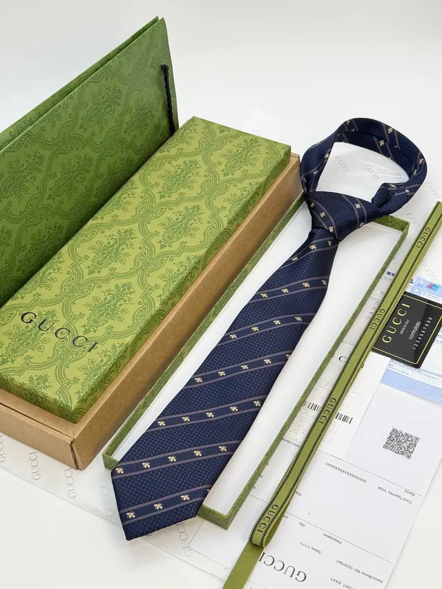Галстук Gucci