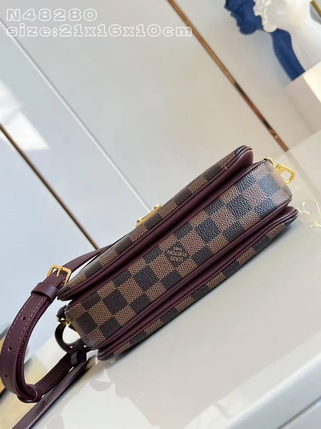 Сумка Louis Vuitton