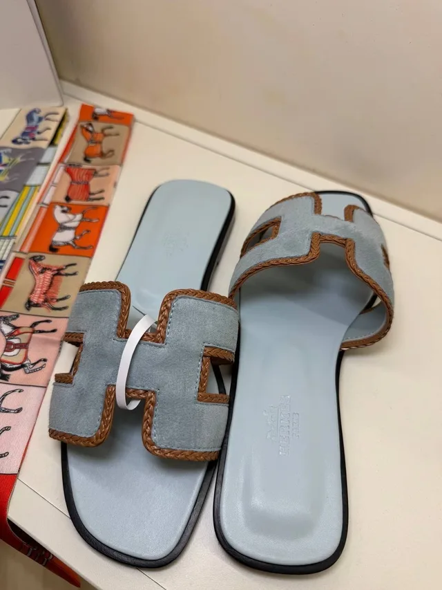 Шлепанцы Hermes
