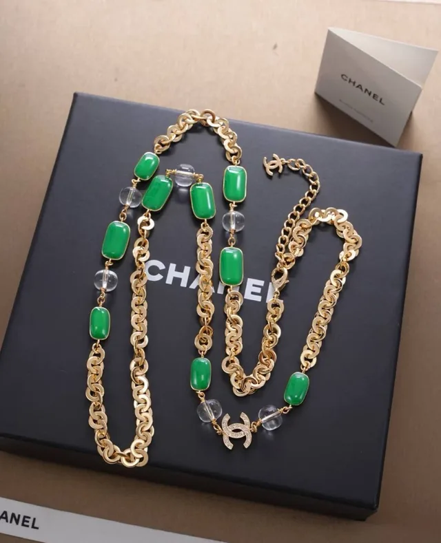 Колье Chanel