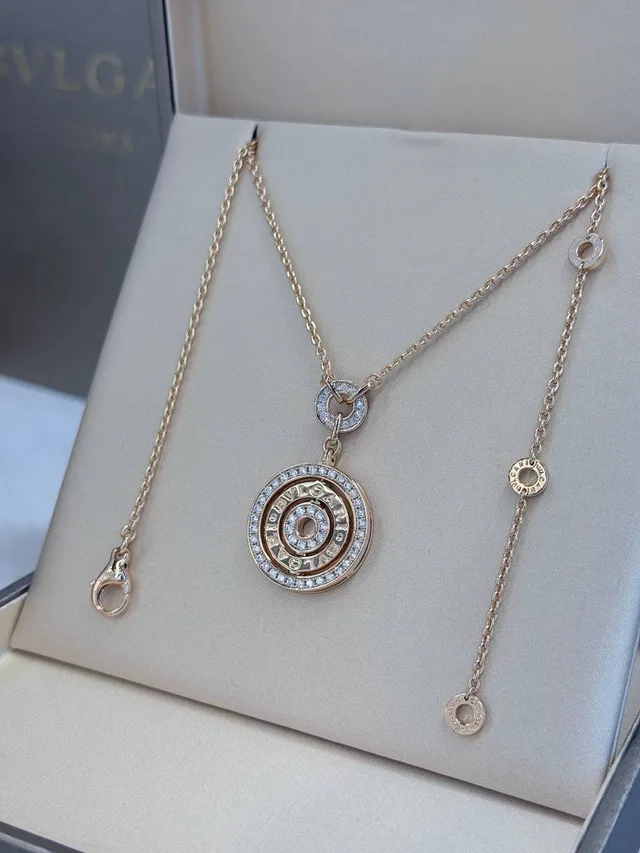 Колье Bvlgari