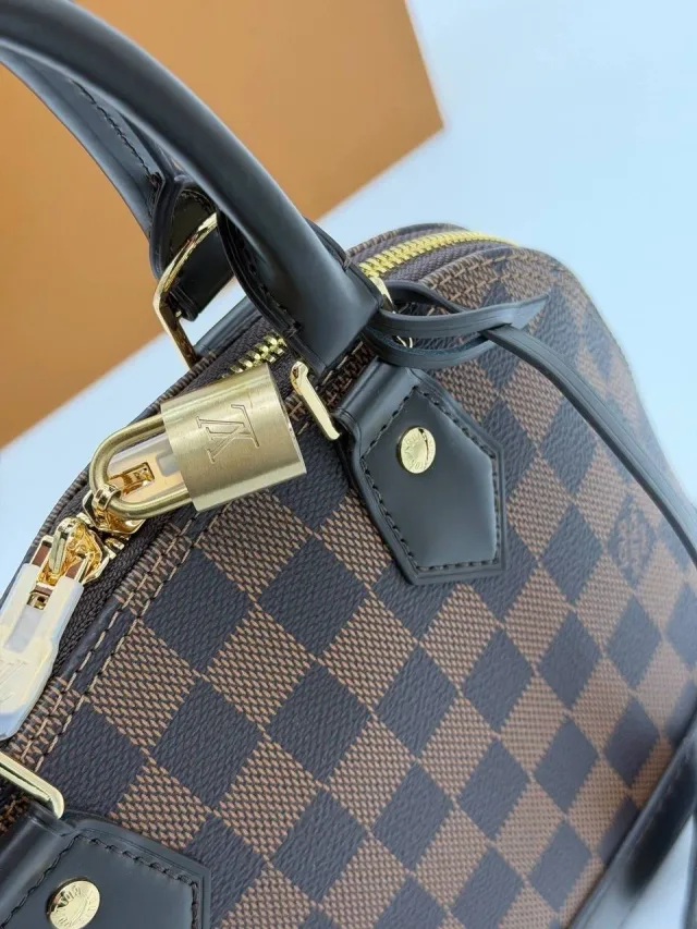 Сумка Louis Vuitton