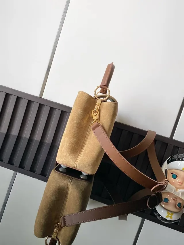 Сумка Louis Vuitton