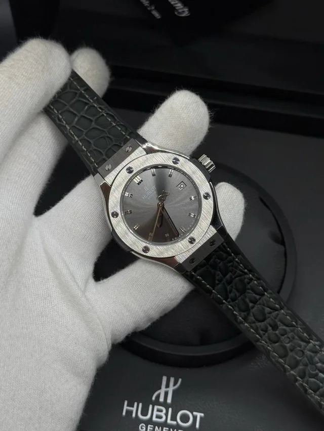 Часы HUBLOT