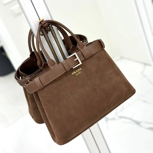 Сумка Prada