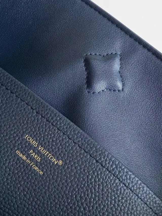 Сумка Louis Vuitton