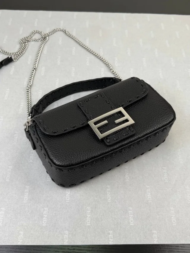 Сумка Fendi Baguette