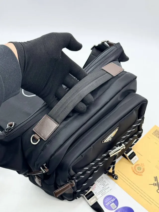 Сумка Prada