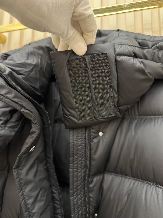 Пуховик Canada Goose
