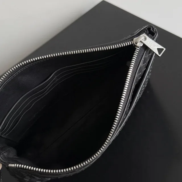 Сумка Bottega Veneta Loop