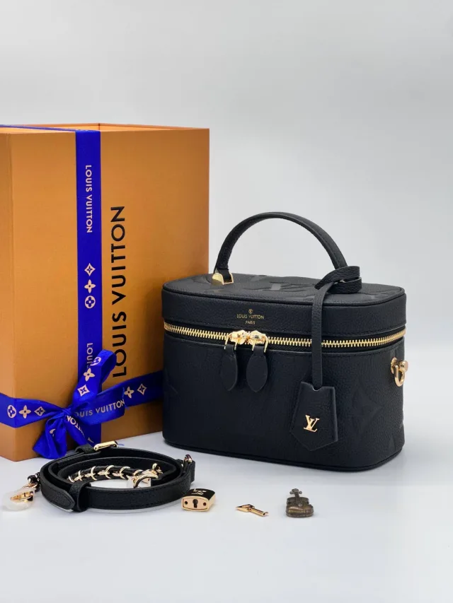 Косметичка Louis Vuitton