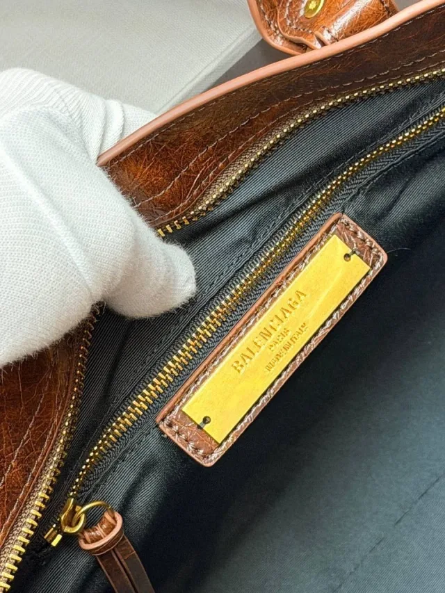 Сумка Balenciaga