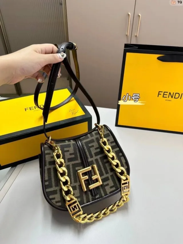 Сумка Fendi