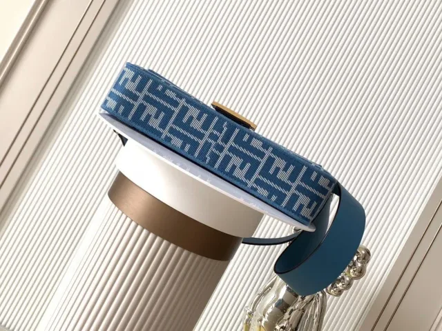 Сумка Fendi Baguette