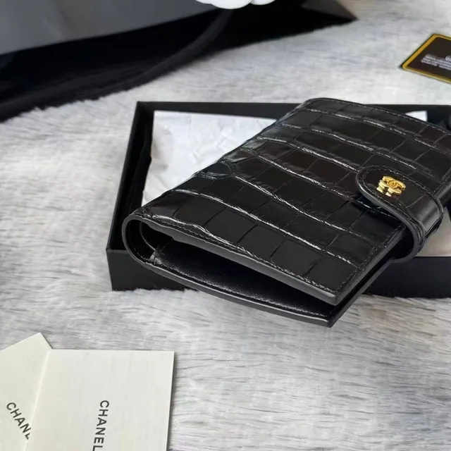 Обложка на Паспорт Chanel
