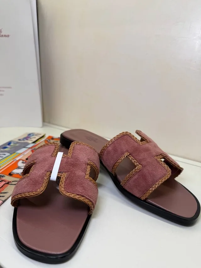 Шлепанцы Hermes