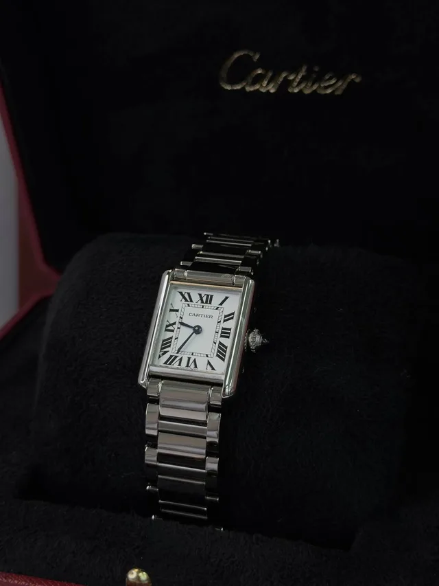 Cartier Часы Tank 22mm
