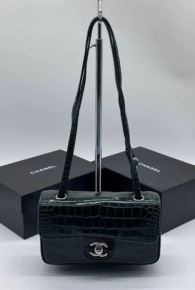 Сумка Chanel из крокодиловый кожи