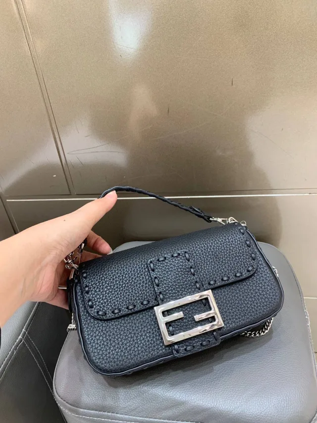 Сумка Fendi Baguette