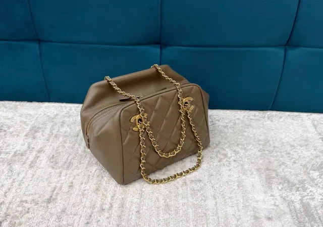 Сумка Chanel Bowling mini