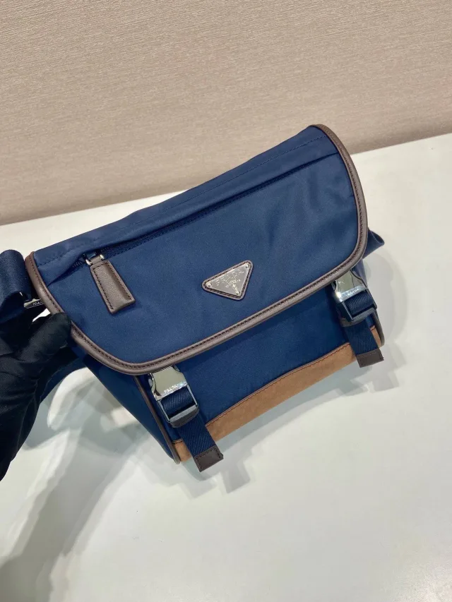 Сумка Prada