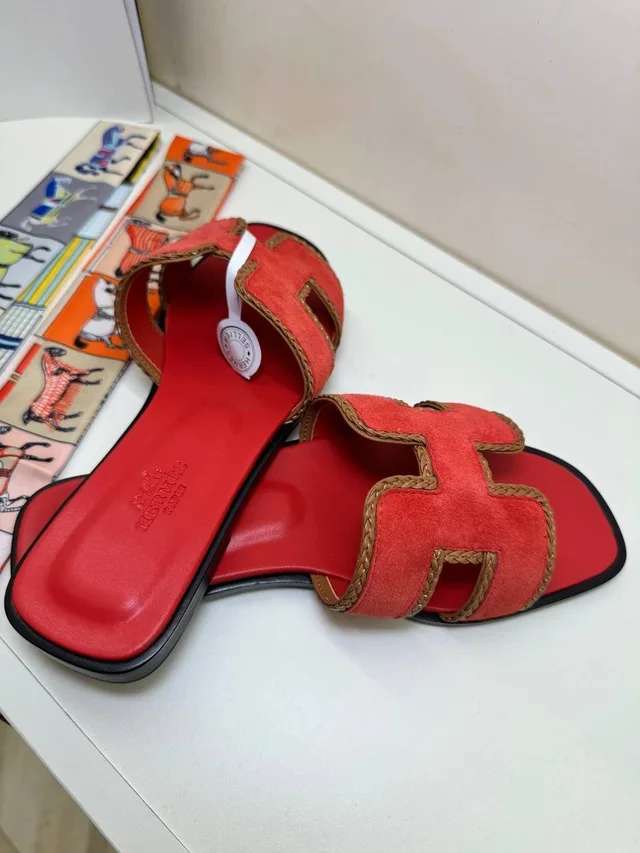 Шлепанцы Hermes