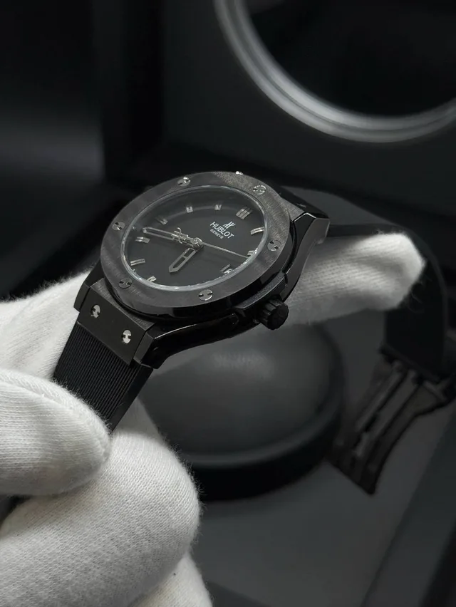 Часы Hublot