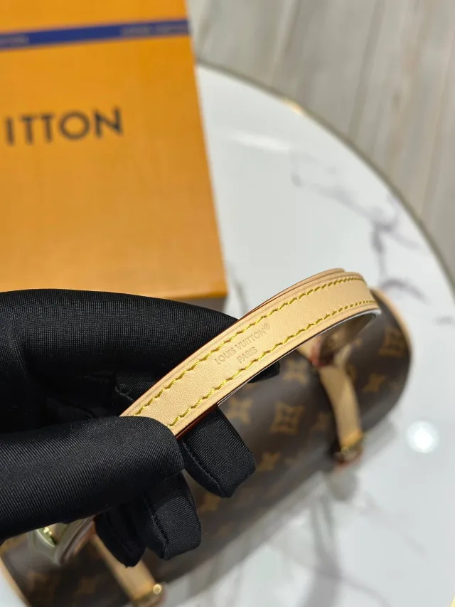 Сумка Louis Vuitton Marelle