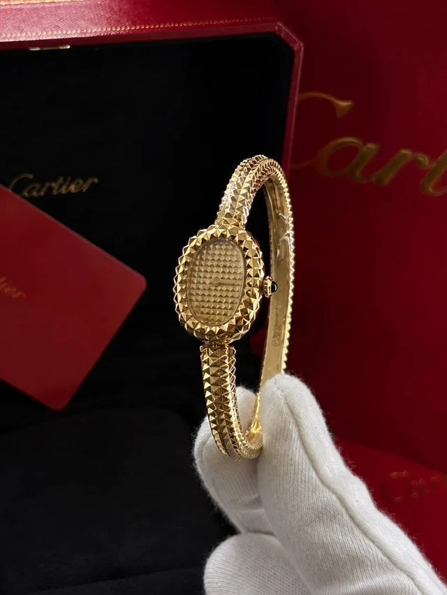Часы Cartier Baignoire