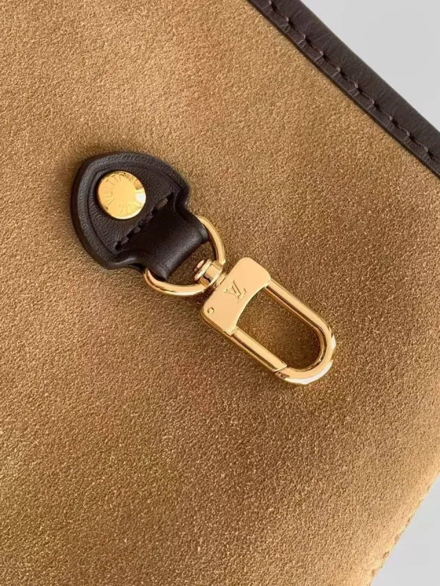 Сумка Louis Vuitton