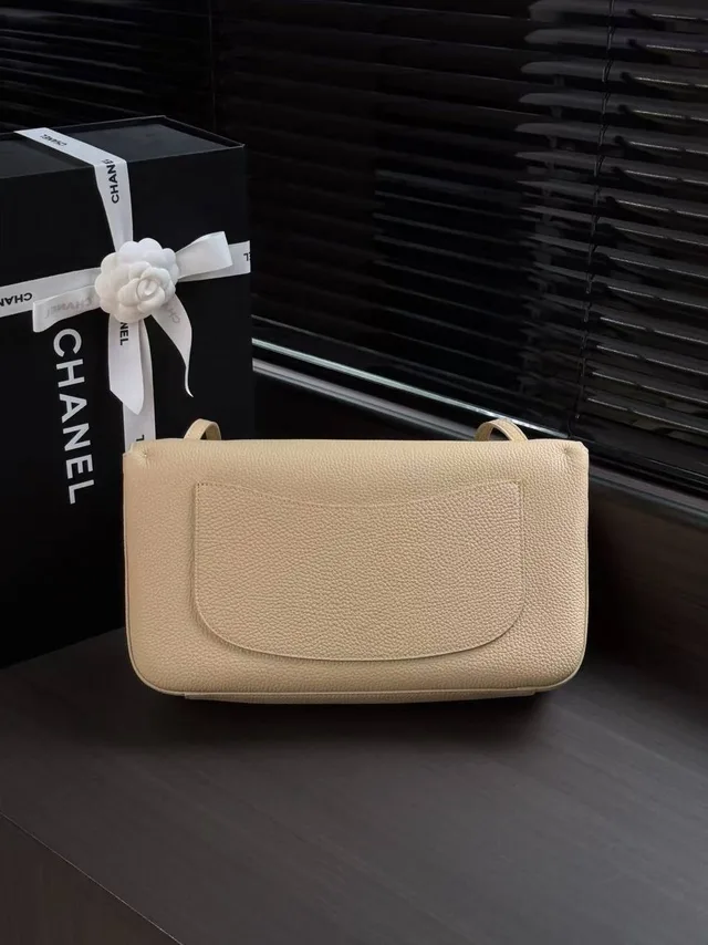 Сумка Chanel золотая фурнитура