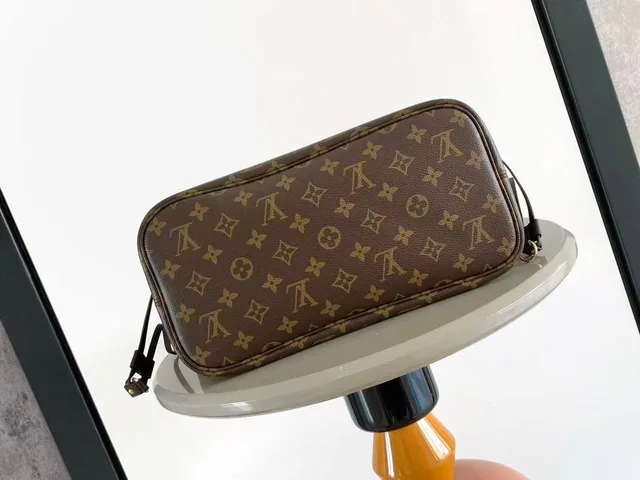 Сумка Louis Vuitton