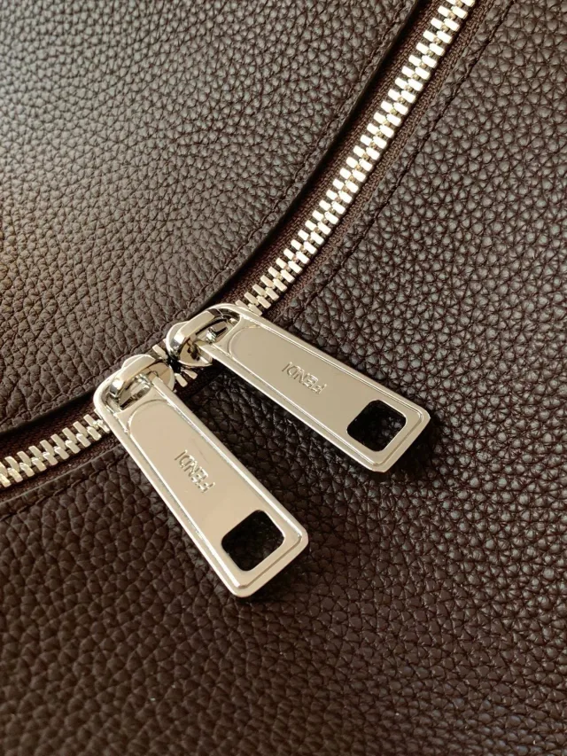 Сумка Fendi