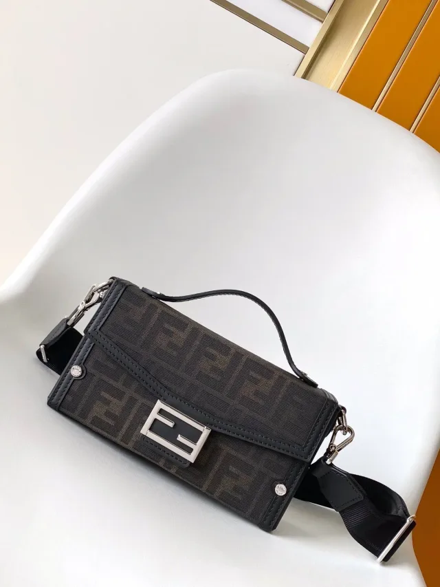 Сумка Fendi Soft Trunk