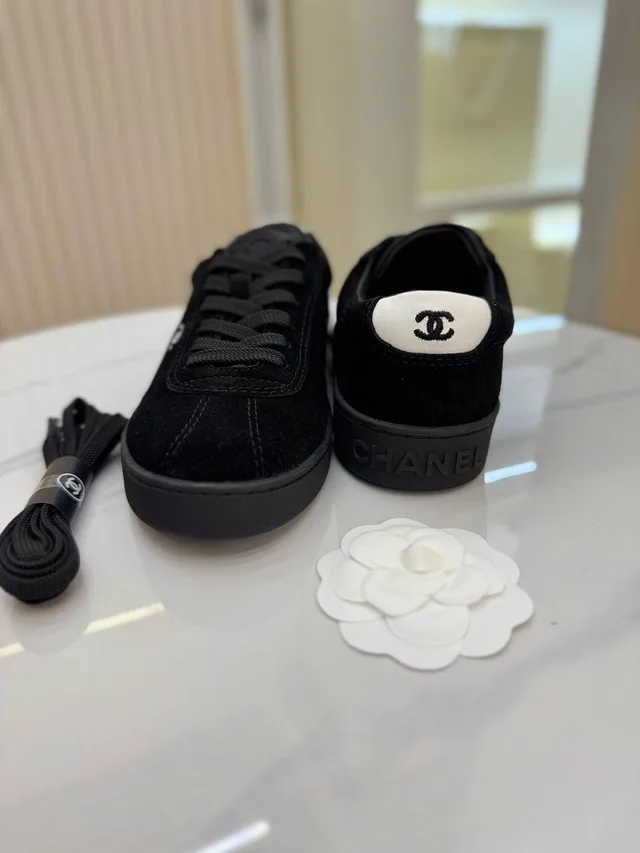 Кроссовки Chanel