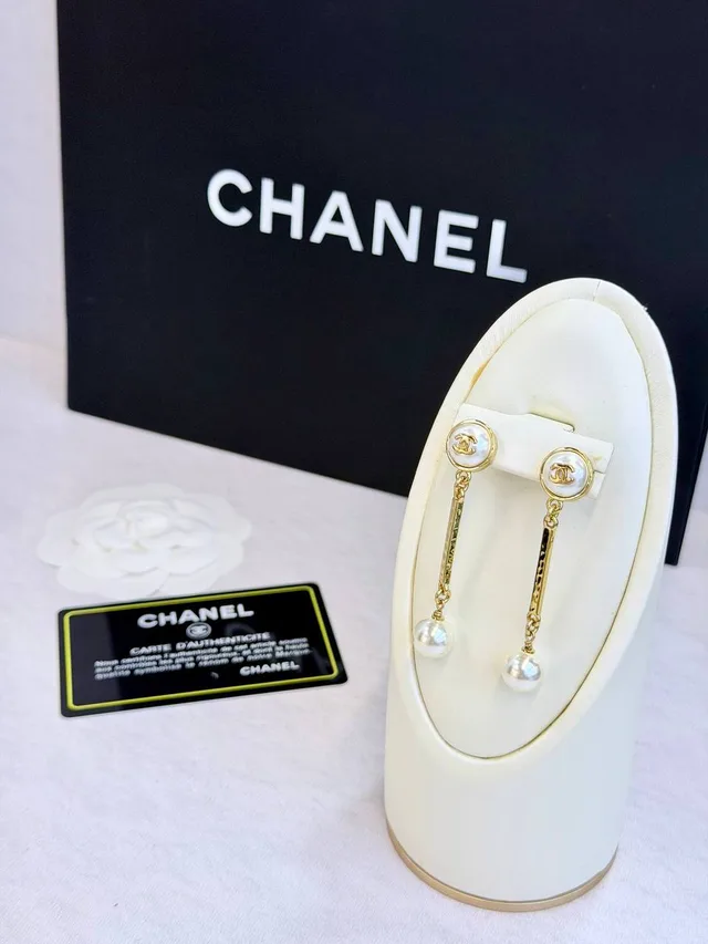 Колье chanel