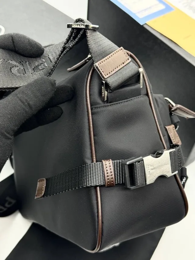 Сумка Prada