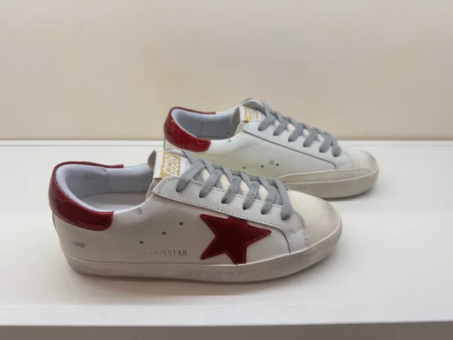 Кроссовки Golden Goose