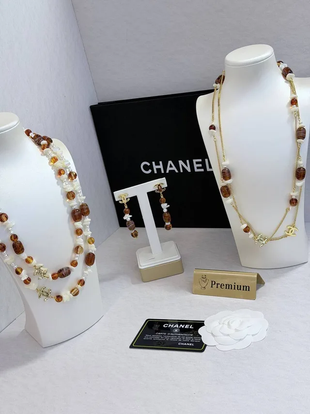 Серьги Chanel