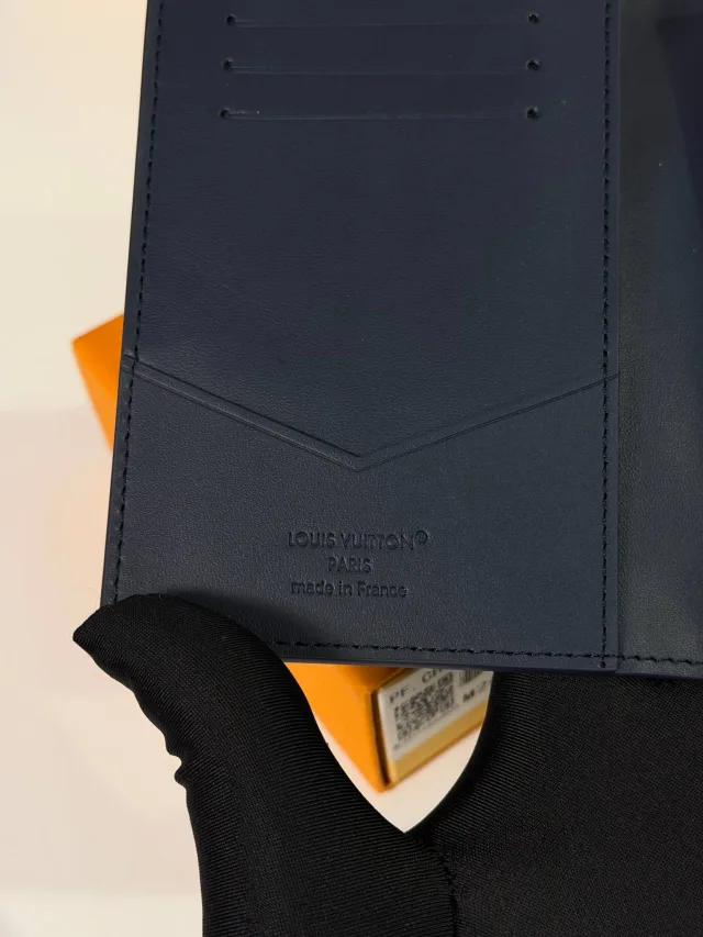 Обложка для паспорта Louis Vuitton