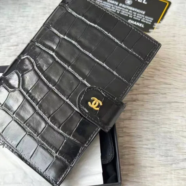 Обложка на Паспорт Chanel
