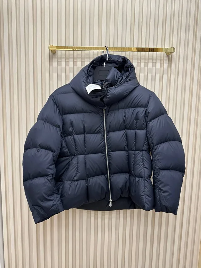 Пуховик Bottega Veneta