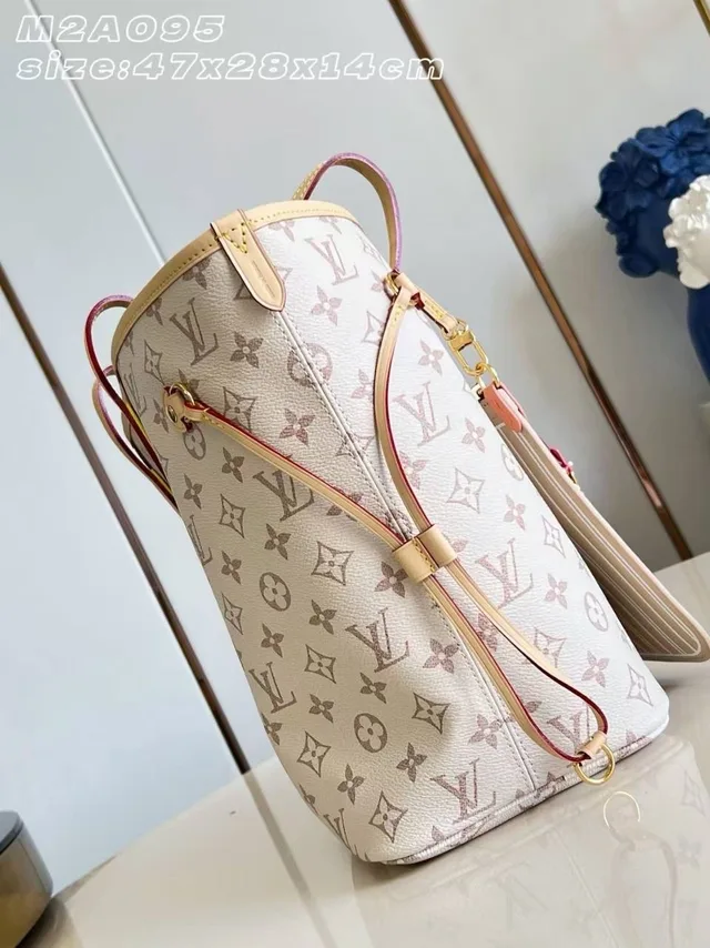 Сумка Louis Vuitton