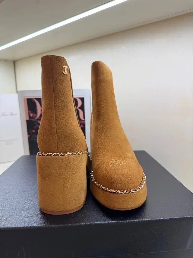 Ботинки Chanel