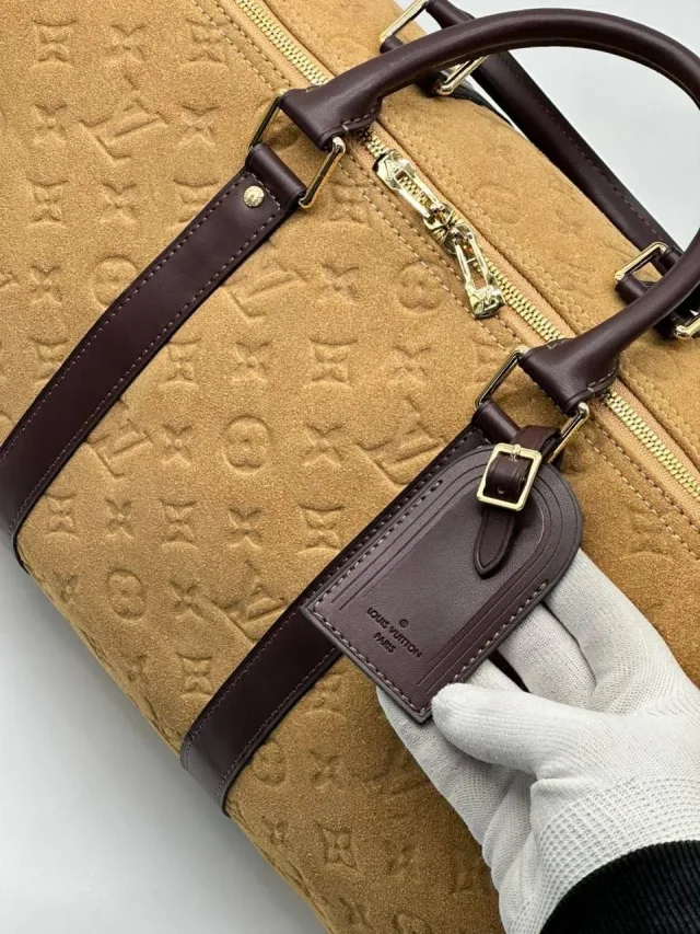Дорожная Сумка Louis Vuitton из замши