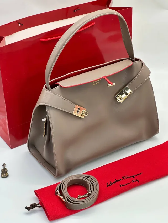 Сумка Salvatore Ferragamo