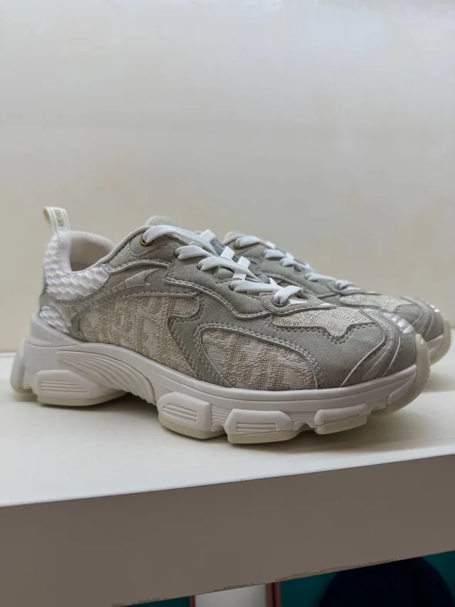 Кроссовки Dior