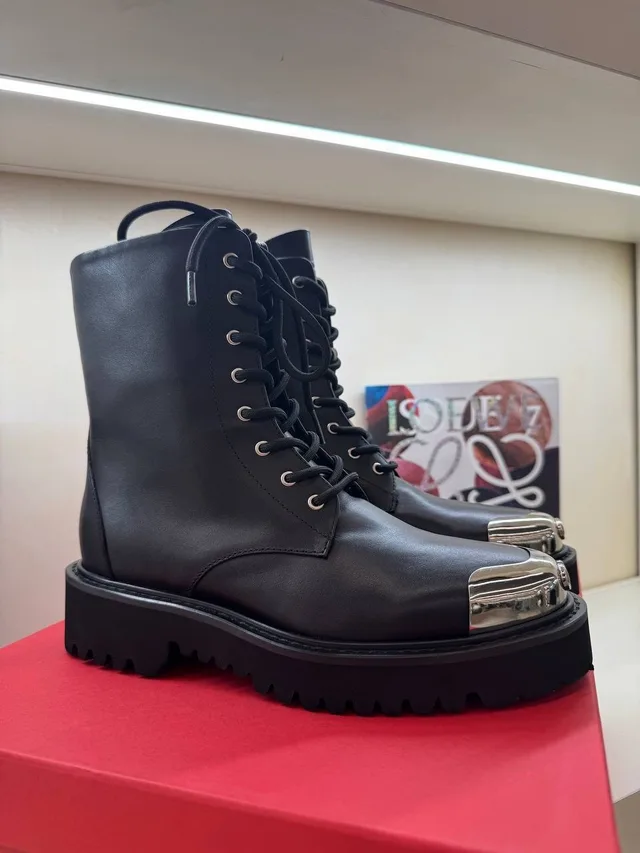 Ботинки Valentino