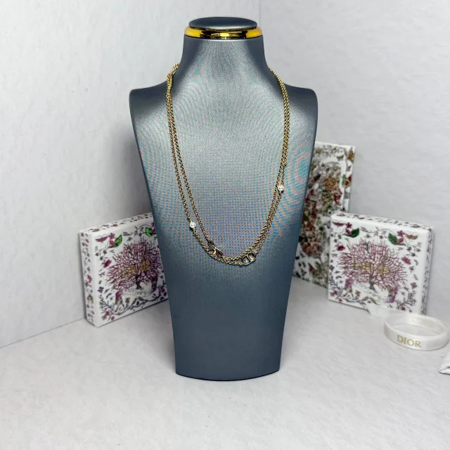 Серёжки Christian Dior