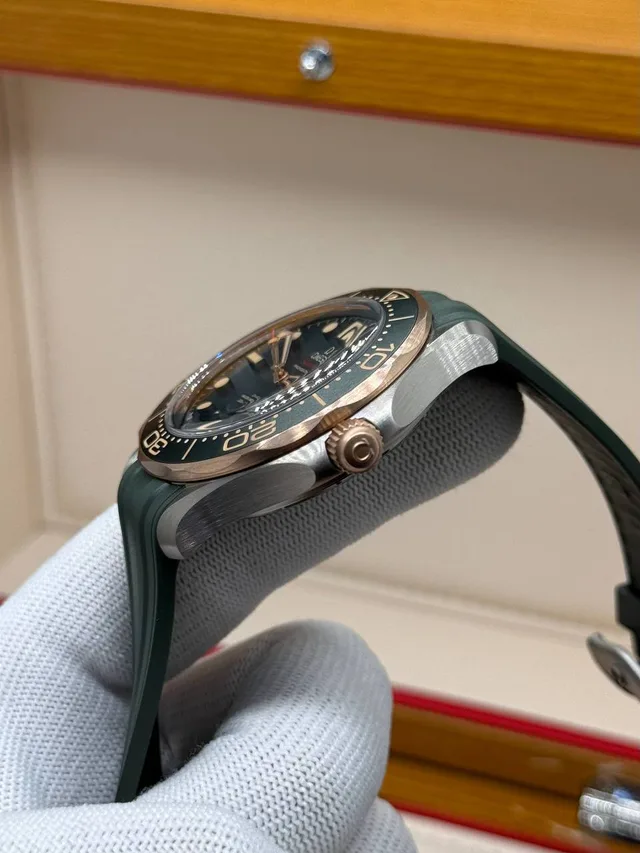Omega Seamaster 300